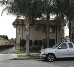 14228 Tiara St in Van Nuys, CA - Building Photo - Building Photo