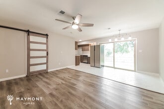 7315 Gayglen Dr in Dallas, TX - Building Photo - Building Photo