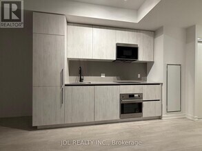 35 Parliament St in Toronto, ON - Building Photo - Building Photo