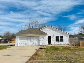 1044 Shadowlake Rd in Norman, OK - Building Photo