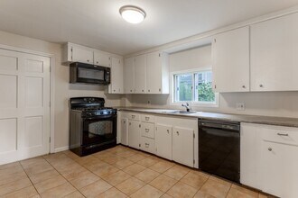 55 Morse St in Watertown, MA - Building Photo - Building Photo