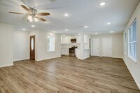 126 W Havner Ln photo'