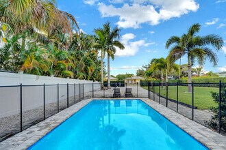 311 SE 3rd Ave in Delray Beach, FL - Building Photo - Building Photo