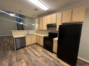 189 Pine Meadows Cir in Elmore, AL - Building Photo - Building Photo