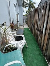 8480 NW 14th St in Pembroke Pines, FL - Building Photo - Building Photo