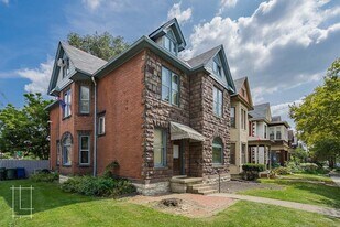 772 Neil Ave in Columbus, OH - Building Photo