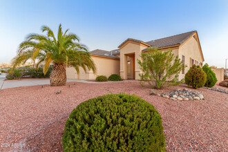 10615 W Deanna Dr in Peoria, AZ - Foto de edificio - Building Photo