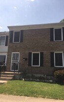 570 Jamestown Ct in Edgewood, MD - Building Photo