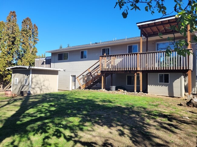 5095 SW 163rd Ave in Beaverton, OR - Building Photo - Building Photo