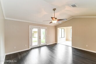 3842 Olympic Ln in Jacksonville, FL - Building Photo - Building Photo