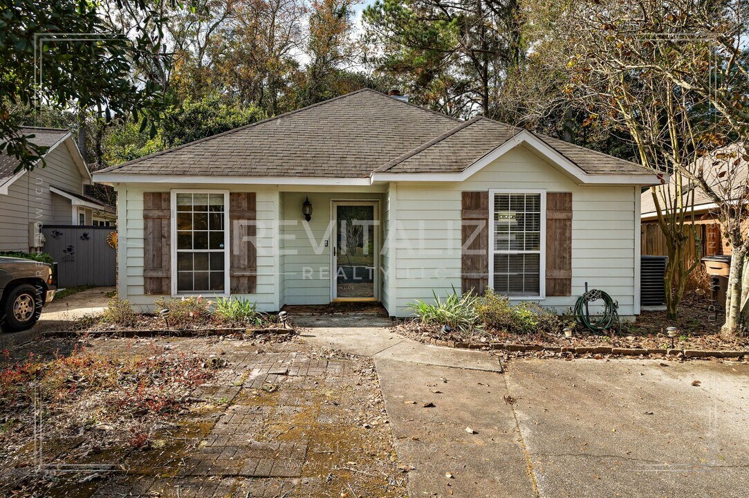 2108 Panorama Dr in Mobile, AL - Building Photo