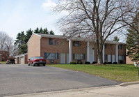 2814-2856 Riviera Dr in Fairlawn, OH - Foto de edificio - Building Photo