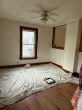 207 Peach St in Barre, MA - Foto de edificio - Building Photo