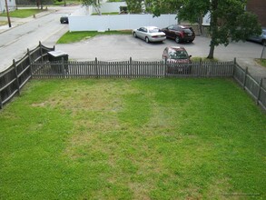 16 Tappan Ave, Unit 2B in Attleboro, MA - Building Photo - Building Photo