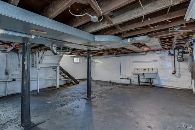 property at 213 N Pleasant St