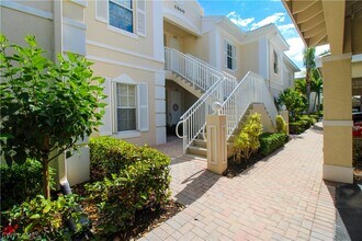 1360 Sweetwater Cove in Naples, FL - Building Photo - Building Photo