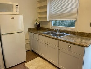 2508 30th St, Unit 1 in Santa Monica, CA - Building Photo - Building Photo