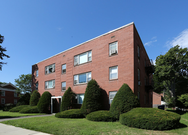 59 Broad St in Westfield, MA - Foto de edificio - Building Photo