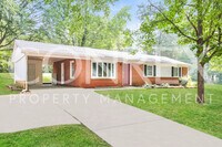 116 Sidney St photo'