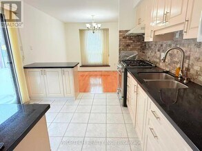 49 Carey Crescent in Markham, ON - Building Photo - Building Photo