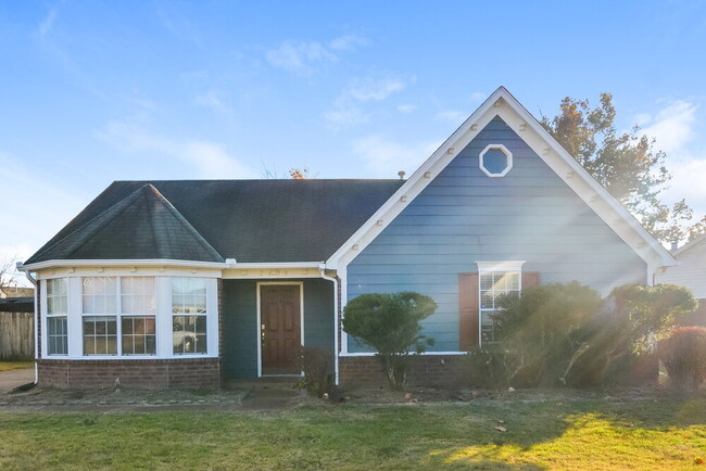 property at 7499 Spinola Cove