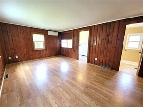 3 River Rd in Bourne, MA - Building Photo - Building Photo