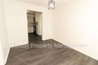 1011 Dry Creek Ln in Hixson, TN - Building Photo - Building Photo