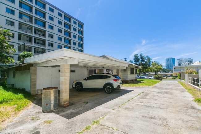 1142 Kinau St in Honolulu, HI - Building Photo - Building Photo