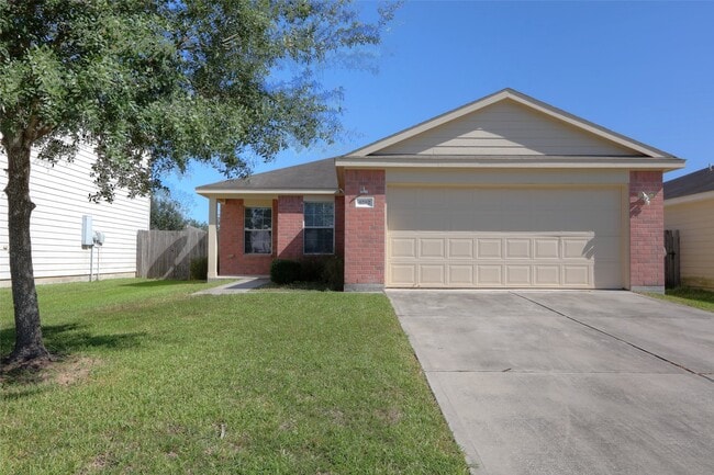 4282 Medina River Loop