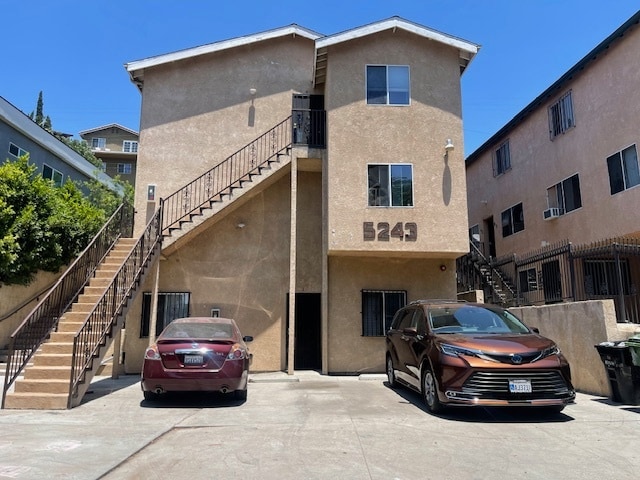 property at 5243 Huntington Dr N