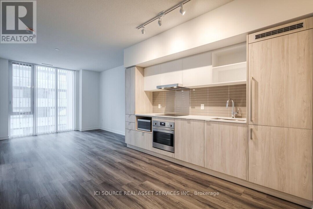 138-1138 Downes St in Toronto, ON - Building Photo