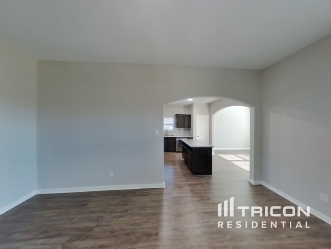 1517 Millennium Dr in Crowley, TX - Building Photo - Building Photo