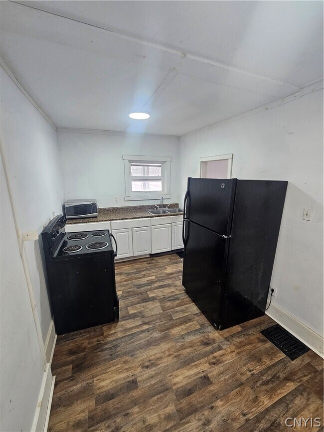 8 S Main St in West Carthage, NY - Building Photo - Building Photo