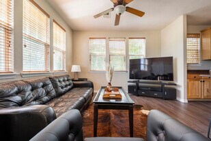 15460 Canyon Gulch Ln in Englewood, CO - Building Photo