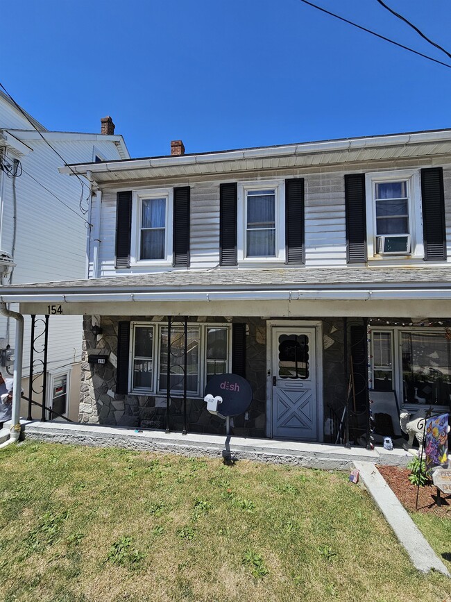 property at 154 E Catawissa St
