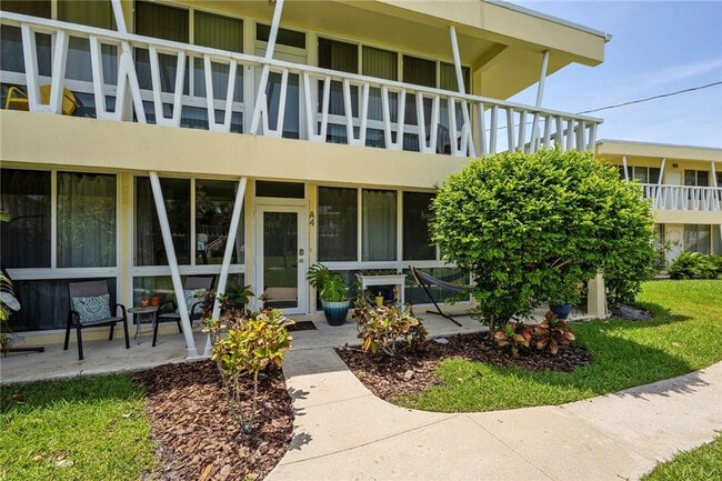 2755 NE 28th Ave in Lighthouse Point, FL - Building Photo - Building Photo