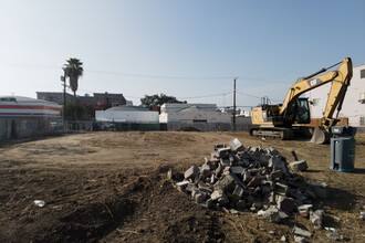 137-141 N Rampart Blvd in Los Angeles, CA - Foto de edificio - Building Photo