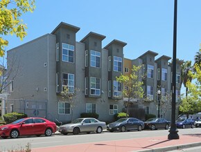 Mandela Gateway Apartments in Oakland, CA - Building Photo - Building Photo