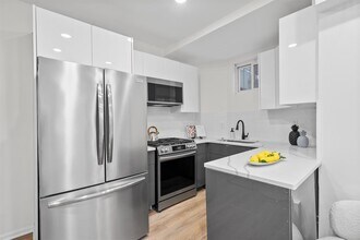 407 Park Ave in Weehawken, NJ - Building Photo - Building Photo