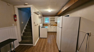 138 Winney Hill Rd in Oneonta, NY - Building Photo - Building Photo