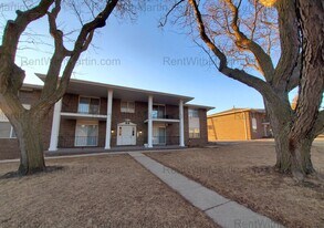 780 Russell Rd in Waterloo, IA - Building Photo