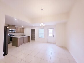 2206 Durazno Ct in Laredo, TX - Building Photo - Building Photo