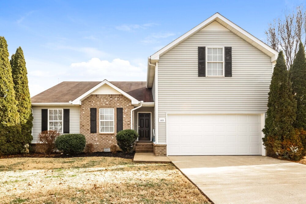 1655 St Andrews Dr in Murfreesboro, TN - Foto de edificio