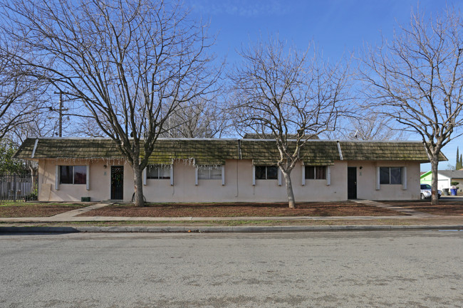 Huron Apartments in Huron, CA - Building Photo - Building Photo