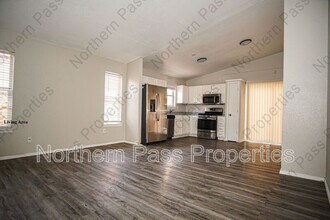 1686 St Stephen Pl in El Paso, TX - Building Photo - Building Photo