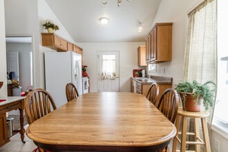 35 Arthurian Way in North Chili, NY - Building Photo - Building Photo