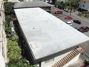 2729-2739 Kaaha St in Honolulu, HI - Building Photo - Building Photo