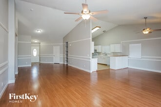 5900 Kane Holly St in Las Vegas, NV - Foto de edificio - Building Photo