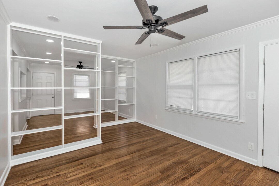 402 Walker Ave NE in Huntsville, AL - Building Photo