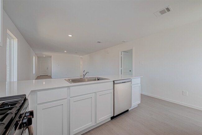 property at 804 Vlg Brk Dr